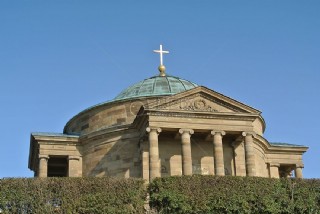 房顶上的十字架