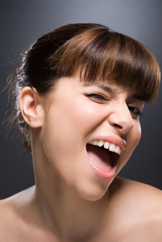 国外女人大笑图片